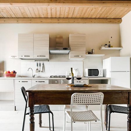 La Casa Di Roby-1 Appartamento La Morra Con Piscina Eksteriør bilde