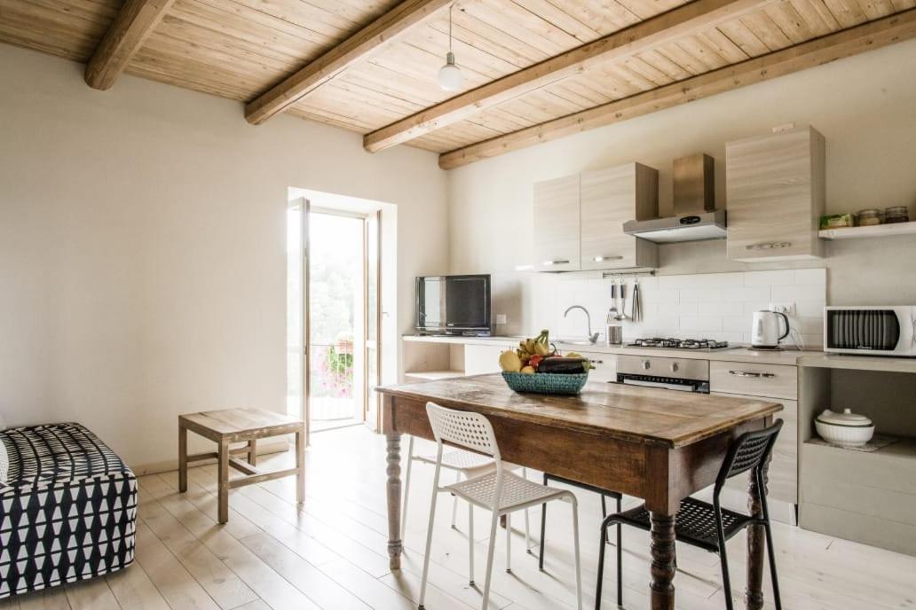 La Casa Di Roby-1 Appartamento La Morra Con Piscina Eksteriør bilde