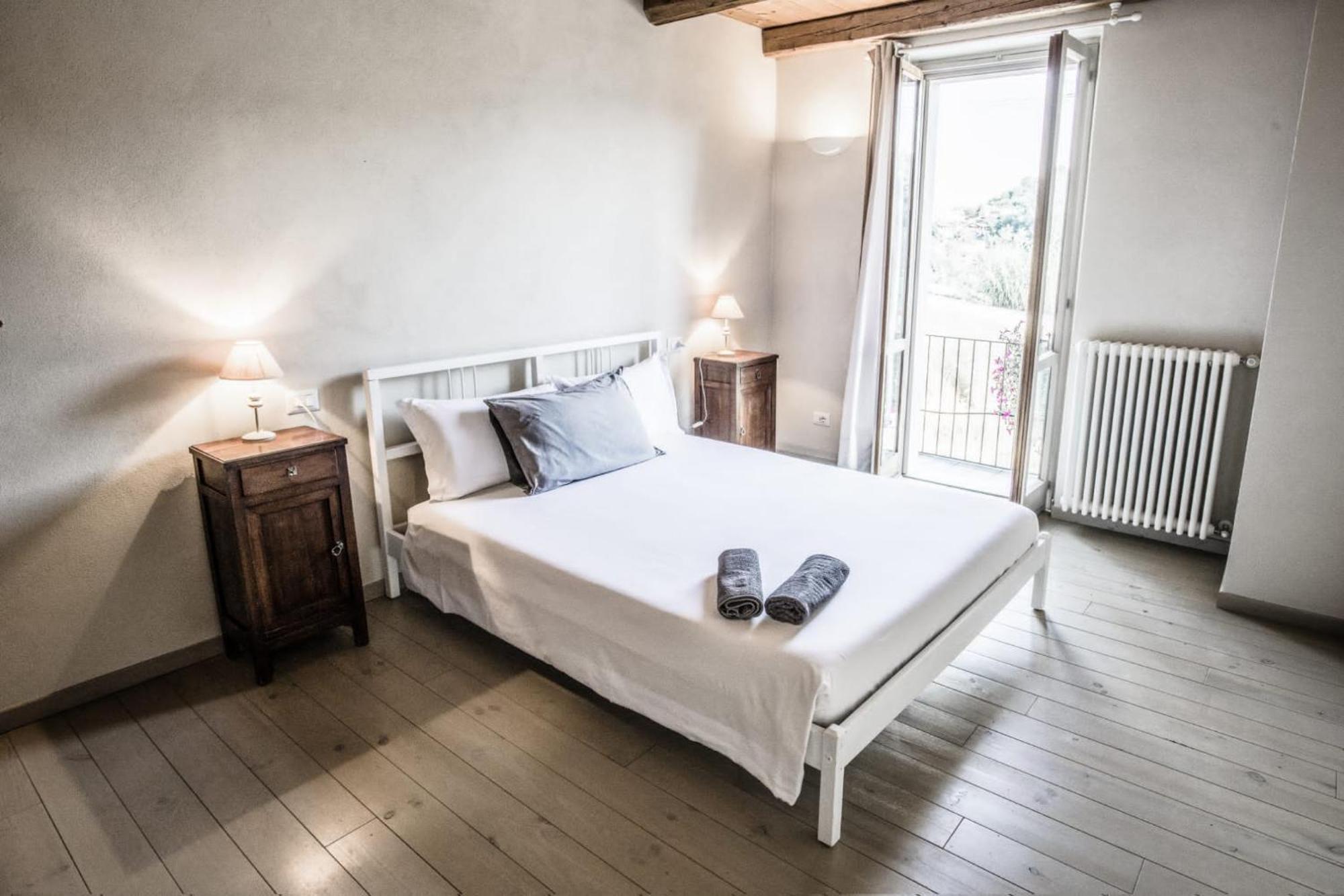 La Casa Di Roby-1 Appartamento La Morra Con Piscina Eksteriør bilde