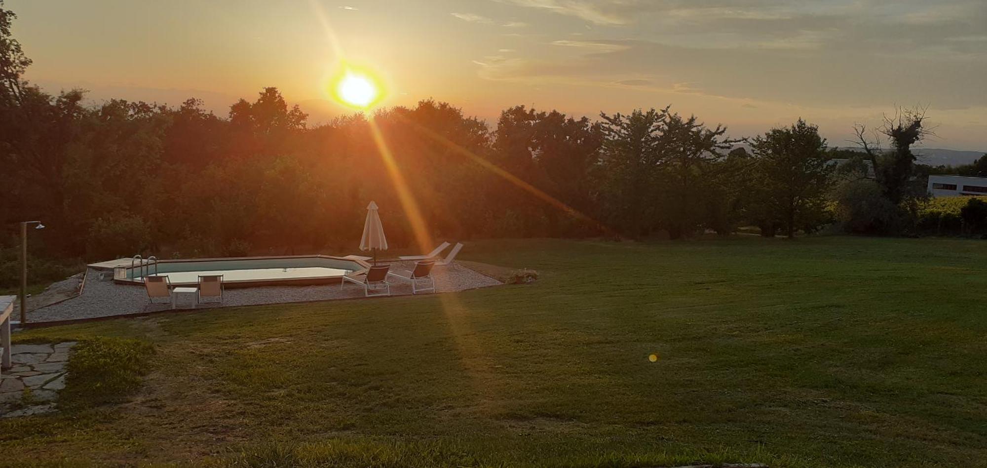 La Casa Di Roby-1 Appartamento La Morra Con Piscina Eksteriør bilde