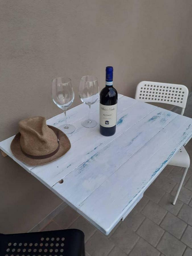 La Casa Di Roby-1 Appartamento La Morra Con Piscina Eksteriør bilde